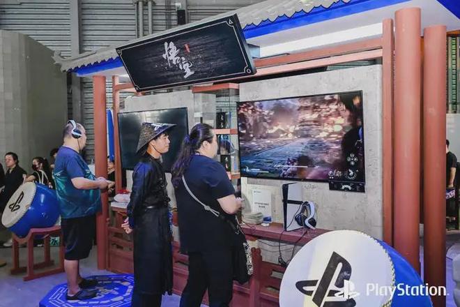九游app：PlayStation亮相2025ChinaJoy攜國(guó)產(chǎn)精品游戲邀玩家決戰(zhàn)游戲之巔(圖4)